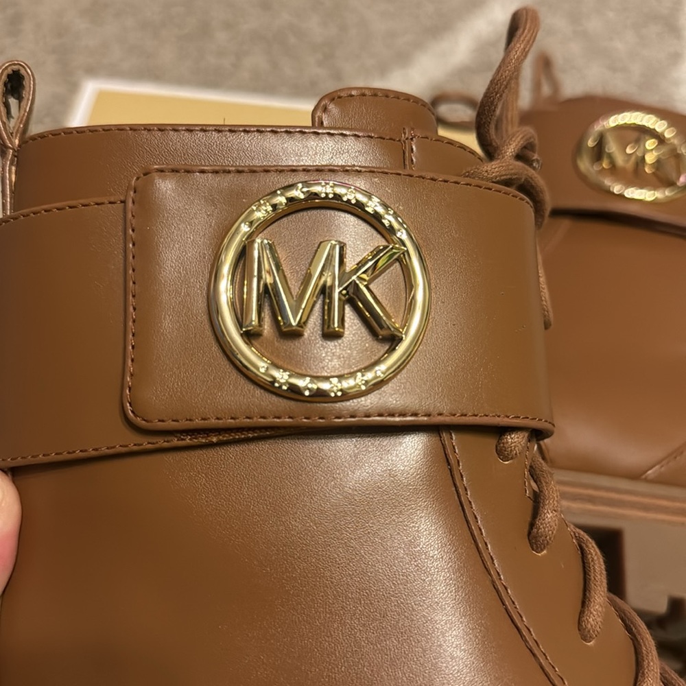 Michael Kors, Tatum Brown Combat Lace Up Women Boots, US 8.5 - Picture 9 of 14